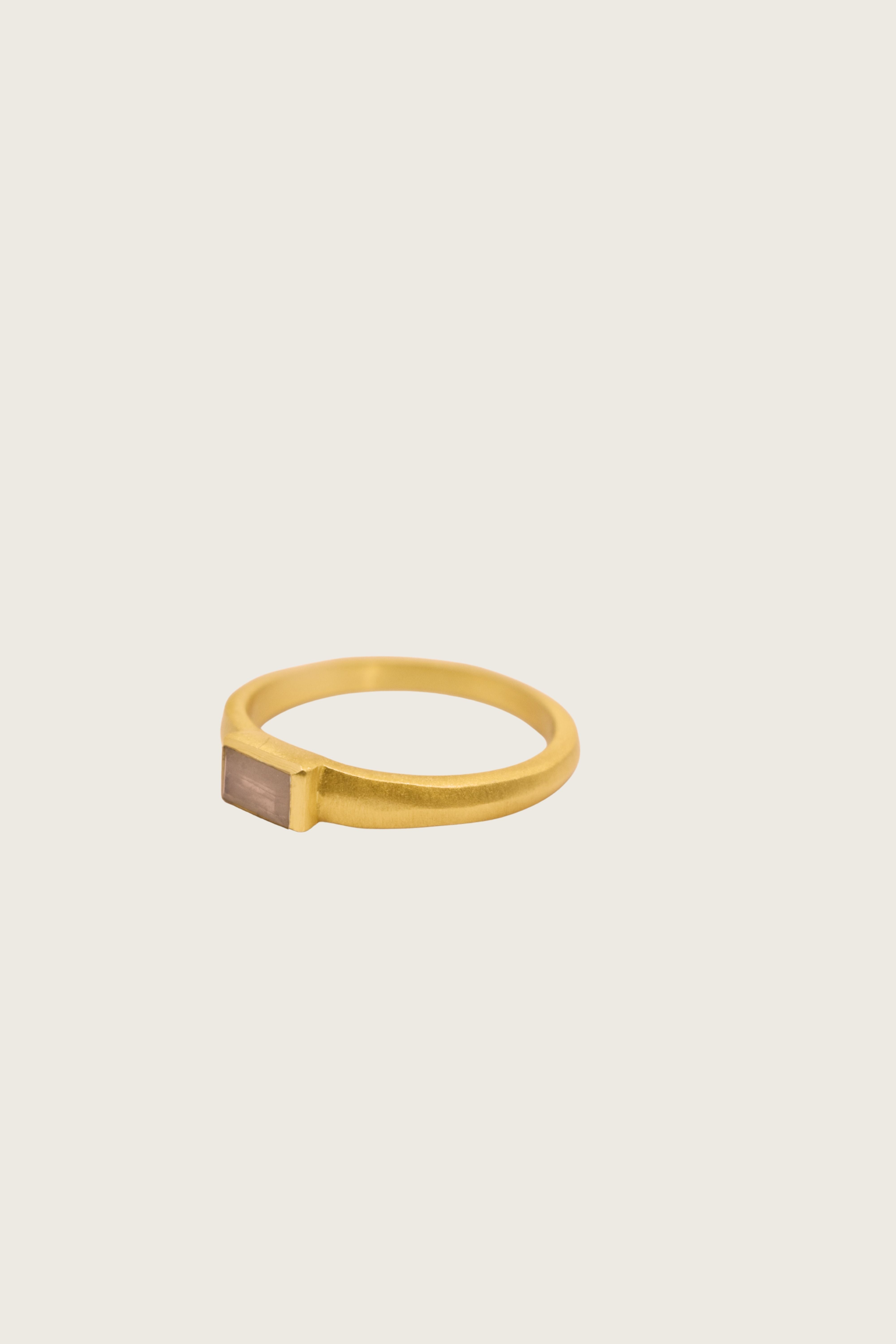Zulea 18K Recycled Fine Gold Plated Strawberry Quartz Ring