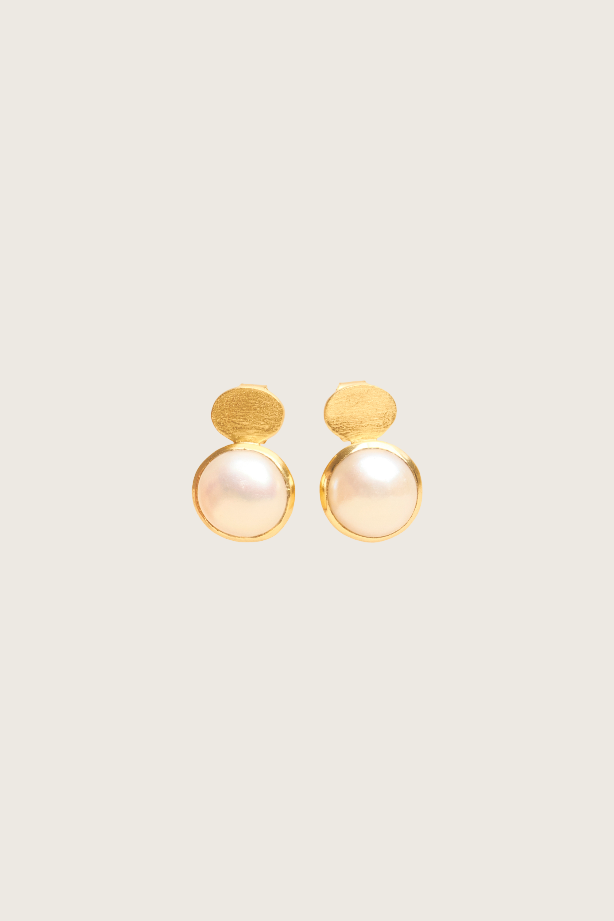 Robeli 18K Recycled Fine Gold Plated White Pearl Earrings - 925 Silver Posts