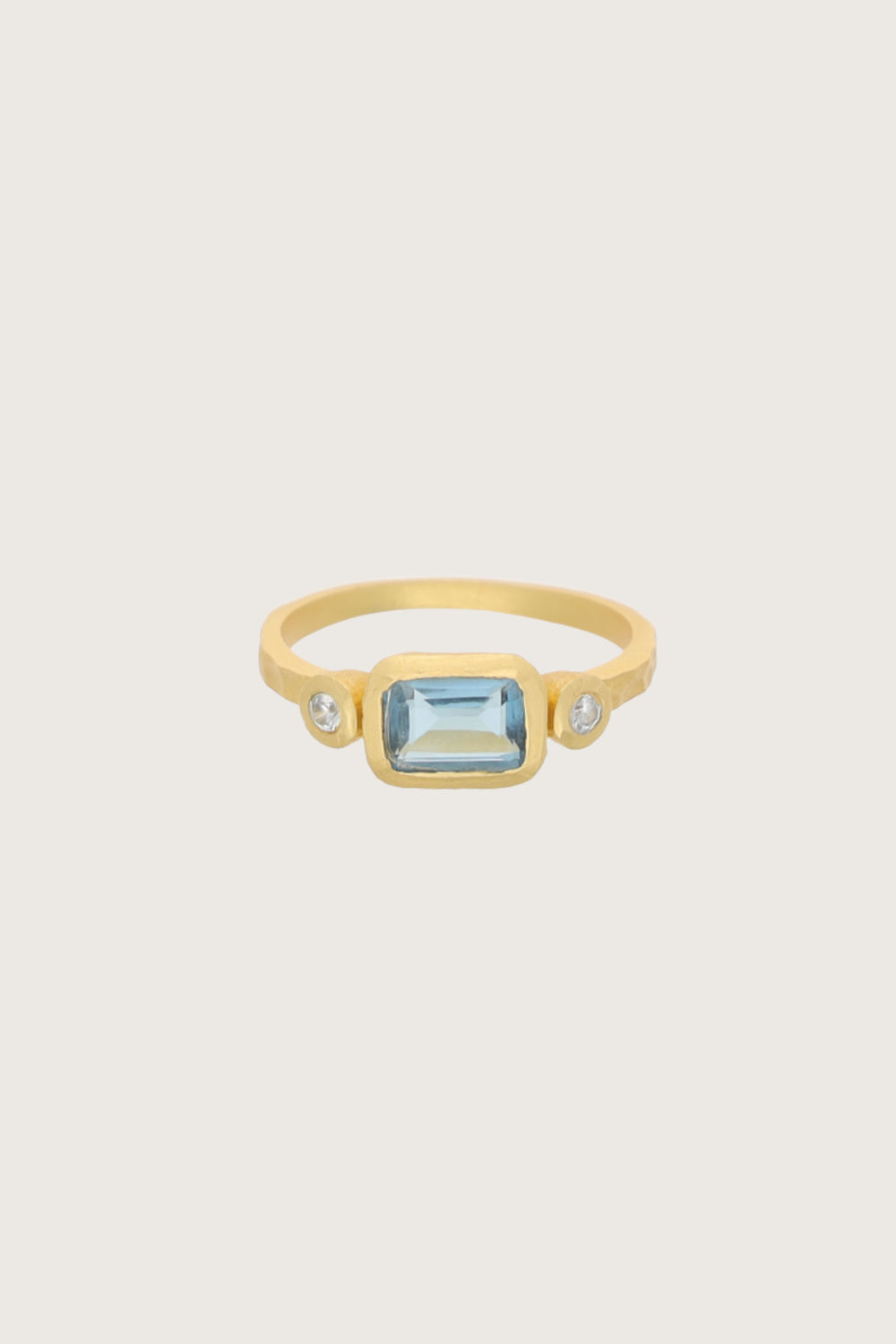 Paru Blue Topaz Ring 18K Recycled Fine Gold Plated