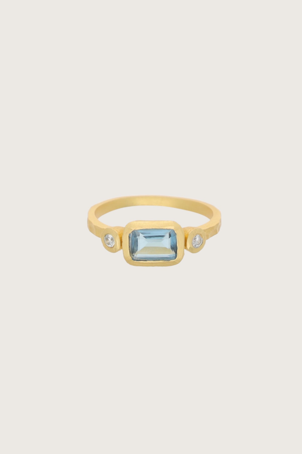 Paru Blue Topaz Ring 18K Recycled Fine Gold Plated