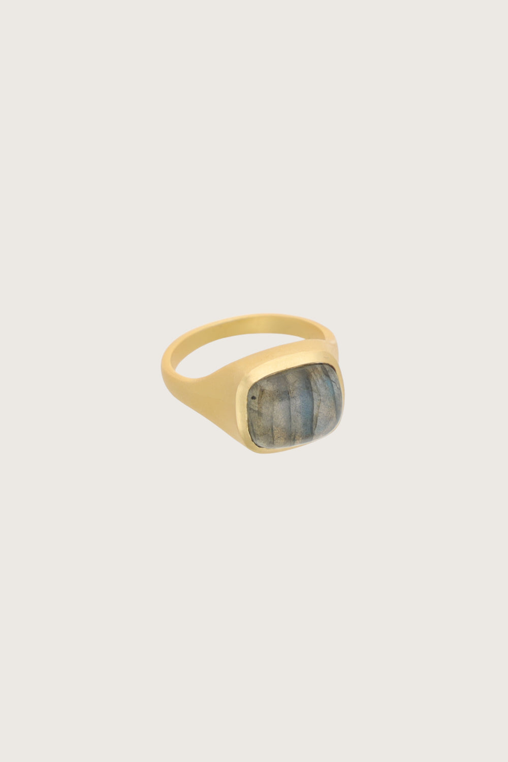 Anello Pasih in labradorite placcato in oro fino riciclato 18K
