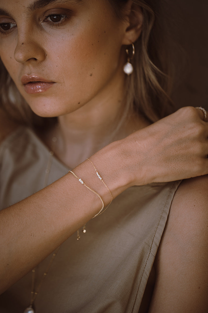 Jilwi 14K Gold Inlay Freshwater Pearl Bracelet